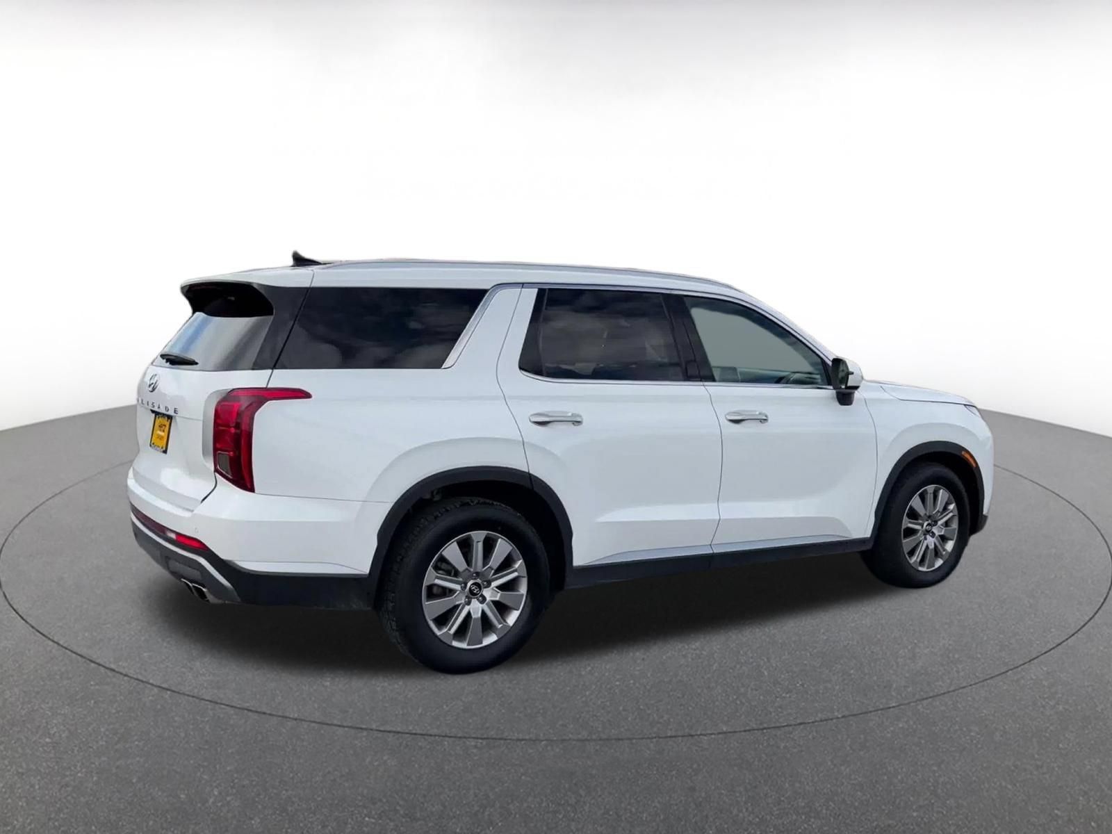 Used 2025 Hyundai Palisade SEL AWD/4WD image 14