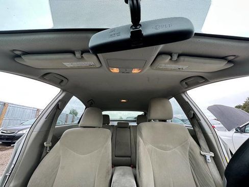 Used 2011 Toyota Prius Two FWD image 32