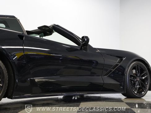 Used 2015 Chevrolet Corvette Stingray Coupe RWD image 29