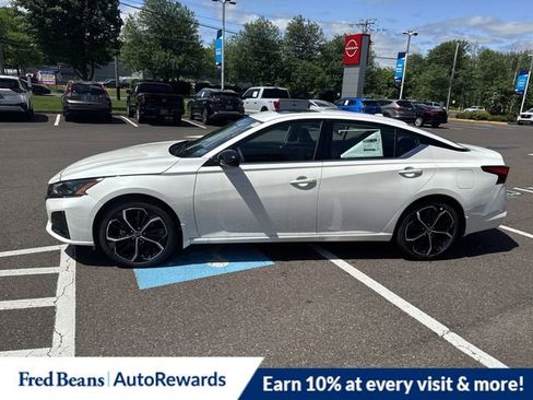 New 2025 Nissan Altima 2.5 SR w/ SR Premium Package image 4