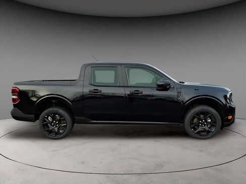 New 2026 Ford Maverick XLT w/ XLT Luxury Package image 10
