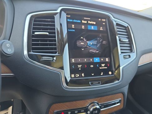 Certified 2023 Volvo XC90 T8 Plus w/ Protection Package image 31