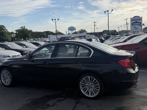 Used 2013 BMW 328i xDrive Sedan AWD/4WD image 6