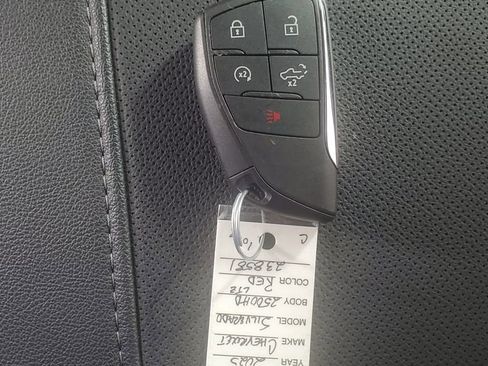 Used 2025 Chevrolet Silverado 2500 LTZ w/ LTZ Plus Package image 37