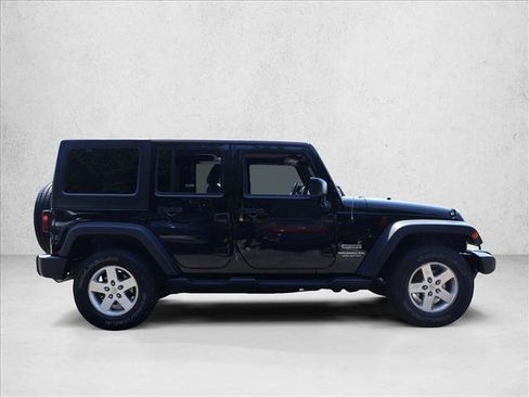 Used 2016 Jeep Wrangler Unlimited Sport w/ Quick Order Package 24S AWD/4WD image 4