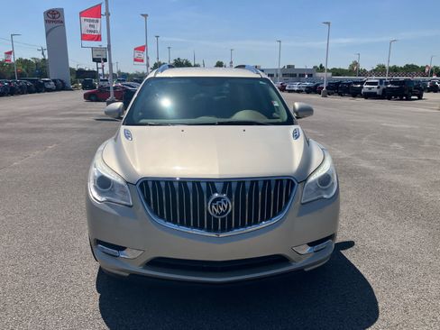 Used 2013 Buick Enclave Leather w/ Trailering Provision Package FWD image 2