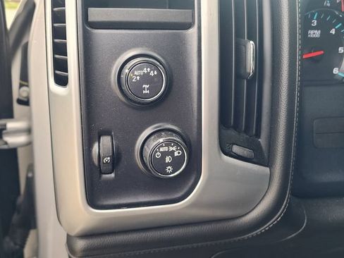 Used 2018 GMC Sierra 1500 SLT w/ Texas SLT Premium Package AWD/4WD image 23