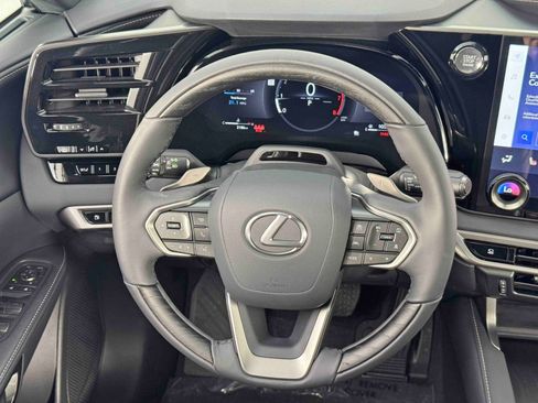 Used 2025 Lexus RX 350 Premium w/ Convenience Package image 19