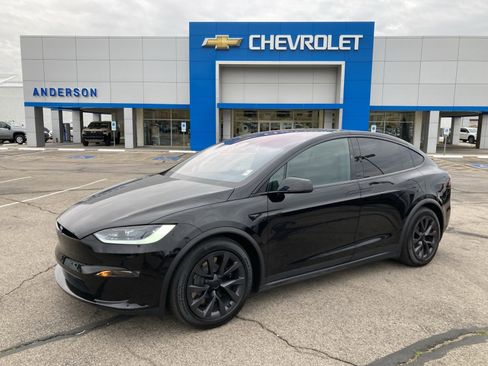 Used 2024 Tesla Model X image 1