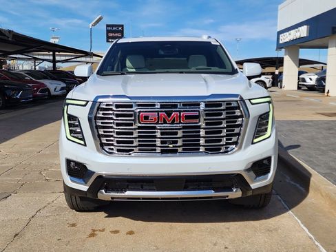 New 2026 GMC Yukon XL Denali w/ Sun & Power Step Package image 8