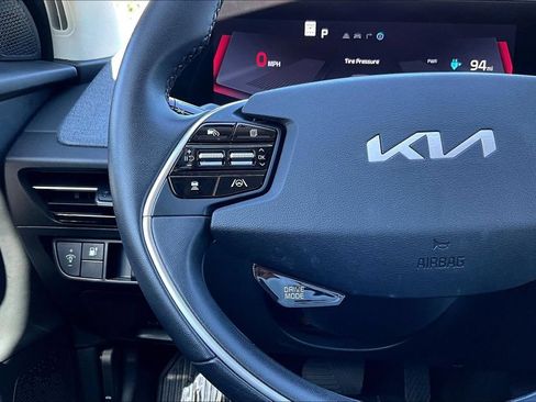 Used 2024 Kia EV6 Light RWD image 8