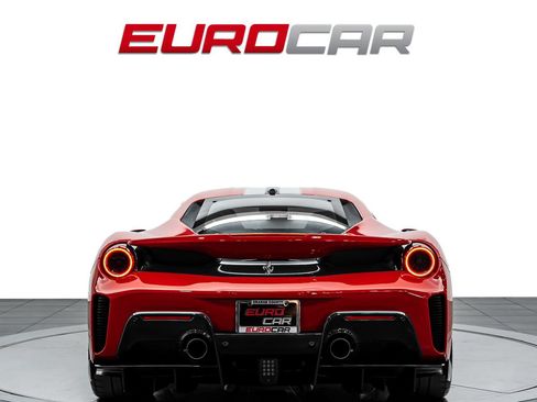 Used 2019 Ferrari 488 Pista Coupe RWD image 4