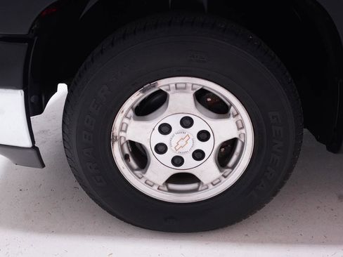 Used 2001 Chevrolet Silverado 1500 LT RWD image 28