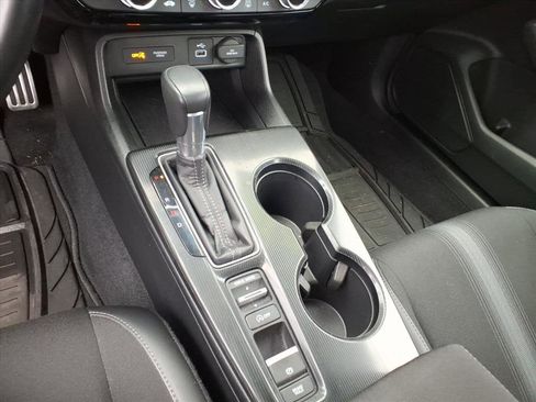 Used 2024 Honda Civic Sport image 10