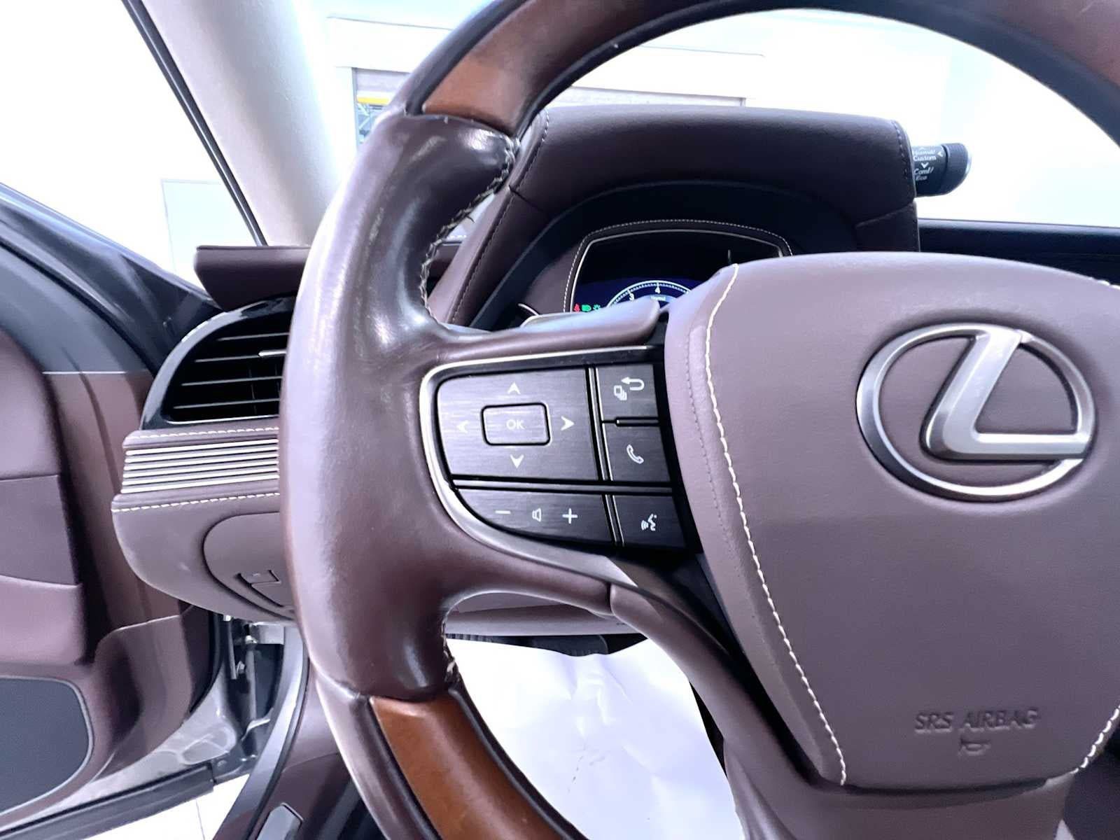 Used 2019 Lexus LS 500 AWD image 19