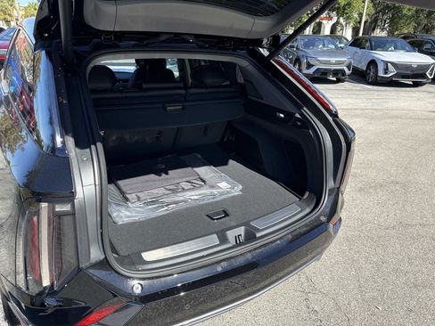 New 2026 Cadillac Optiq Sport 2 image 12