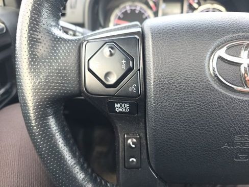 Used 2024 Toyota 4Runner TRD Off-Road Premium image 18