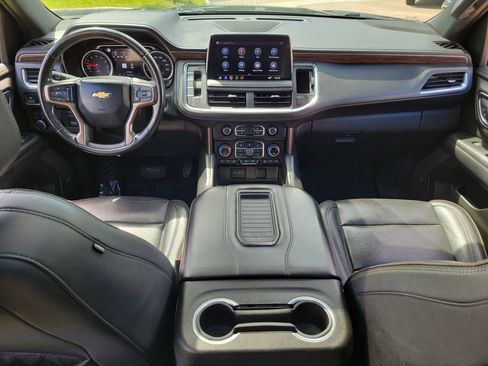 Used 2021 Chevrolet Suburban High Country w/ Premium Package AWD/4WD image 17