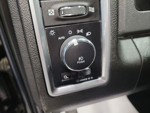 Used 2019 RAM 1500 Big Horn image 39