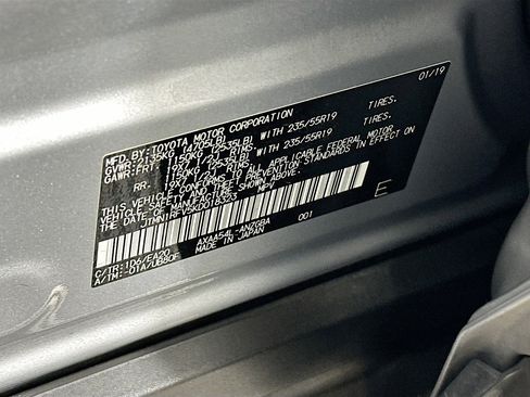 Used 2019 Toyota RAV4 Limited w/ Cold Weather Package image 12