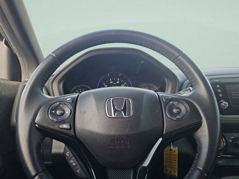 Used 2019 Honda HR-V Sport image 23