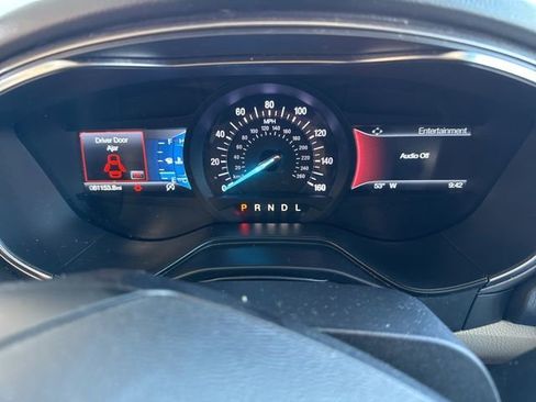 Used 2020 Ford Fusion SE image 16