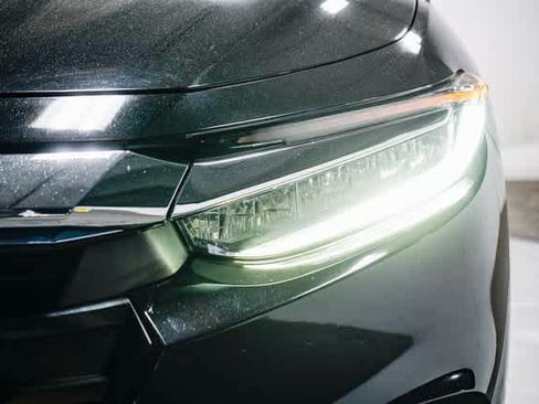 Used 2020 Honda Insight Touring image 7