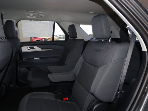 New 2026 Ford Explorer Active image 37