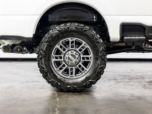 Used 2024 Ford F250 Limited w/ FX4 Off-Road Package AWD/4WD image 27