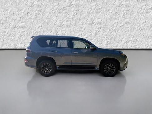 Used 2023 Lexus GX 460 Premium w/ Premium Package AWD/4WD image 2
