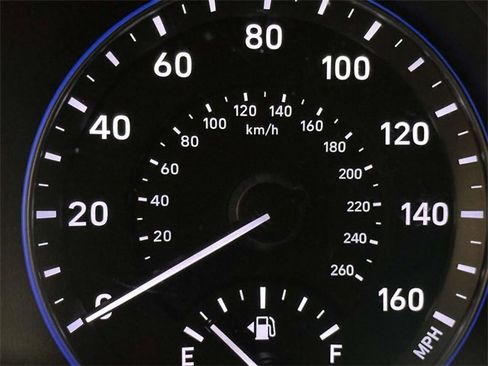 Used 2023 Hyundai Kona SEL w/ Cargo Package image 30