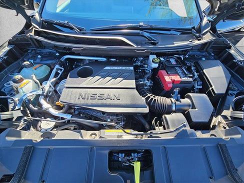 Used 2025 Nissan Rogue SV image 21
