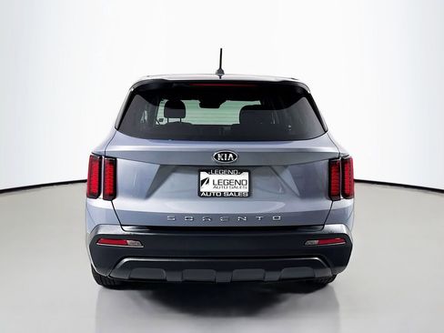 Used 2021 Kia Sorento LX FWD image 5