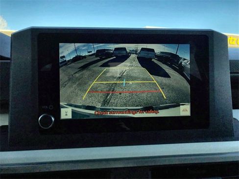 Used 2024 Toyota Tacoma TRD Off-Road image 17