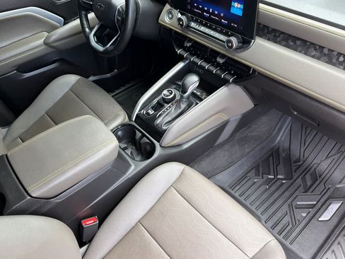Used 2023 Chevrolet Colorado ZR2 w/ ZR2 Convenience Package III AWD/4WD image 15