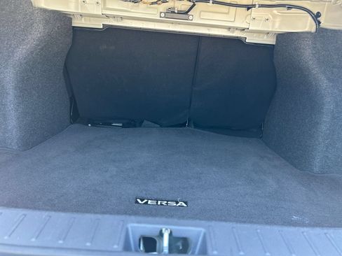 Used 2025 Nissan Versa SV FWD image 25