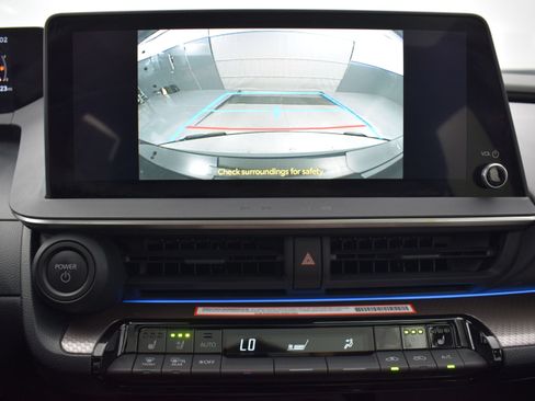 Used 2023 Toyota Prius Limited AWD/4WD image 18