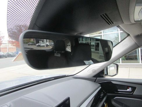 Used 2026 Acura MDX SH-AWD image 25