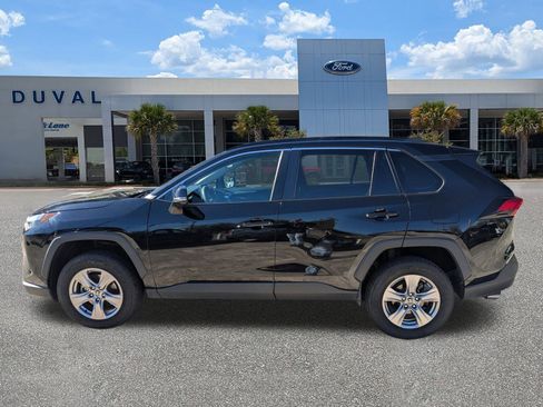 Used 2023 Toyota RAV4 XLE image 7