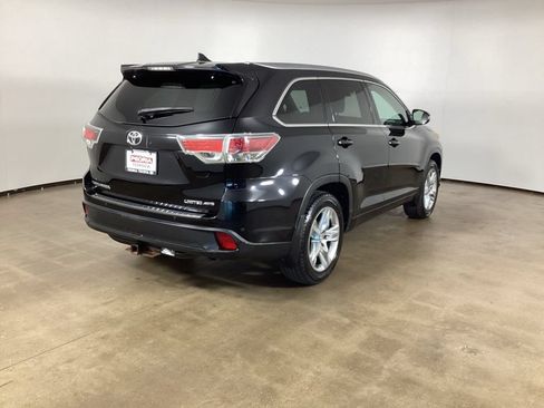 Used 2016 Toyota Highlander Limited Platinum AWD/4WD image 6