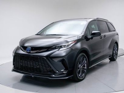 Used 2025 Toyota Sienna XSE