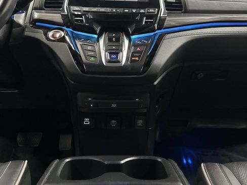 Used 2024 Honda Odyssey Elite image 26