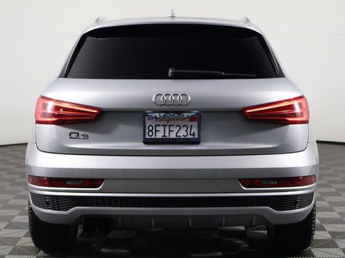Used 2018 Audi Q3 2.0T Premium image 5