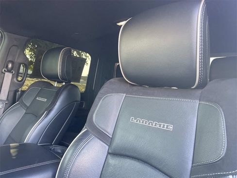 Used 2022 RAM 2500 Laramie w/ Night Edition image 22