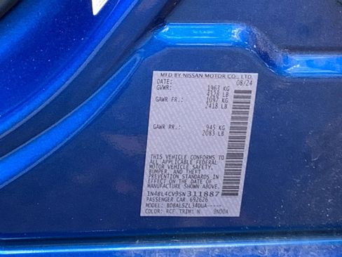 Used 2025 Nissan Altima 2.5 SR image 10