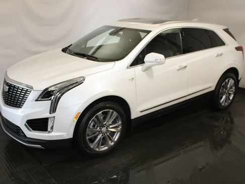 Certified 2023 Cadillac XT5 Premium Luxury w/ LPO, Floor Liner Package AWD/4WD image 2