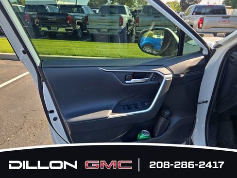 Used 2020 Toyota RAV4 Limited AWD/4WD image 20