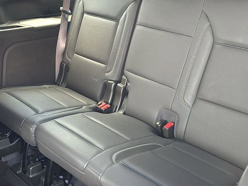 Certified 2021 GMC Yukon XL Denali w/ Denali Premium Package RWD image 19