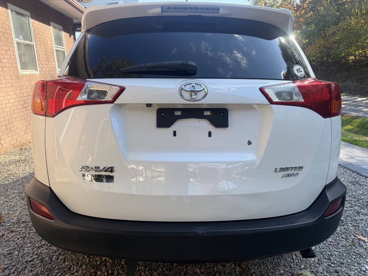 Used 2013 Toyota RAV4 Limited AWD/4WD image 19