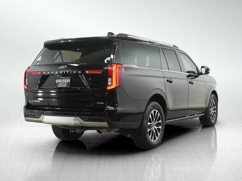 Used 2025 Ford Expedition Max Platinum AWD/4WD image 5